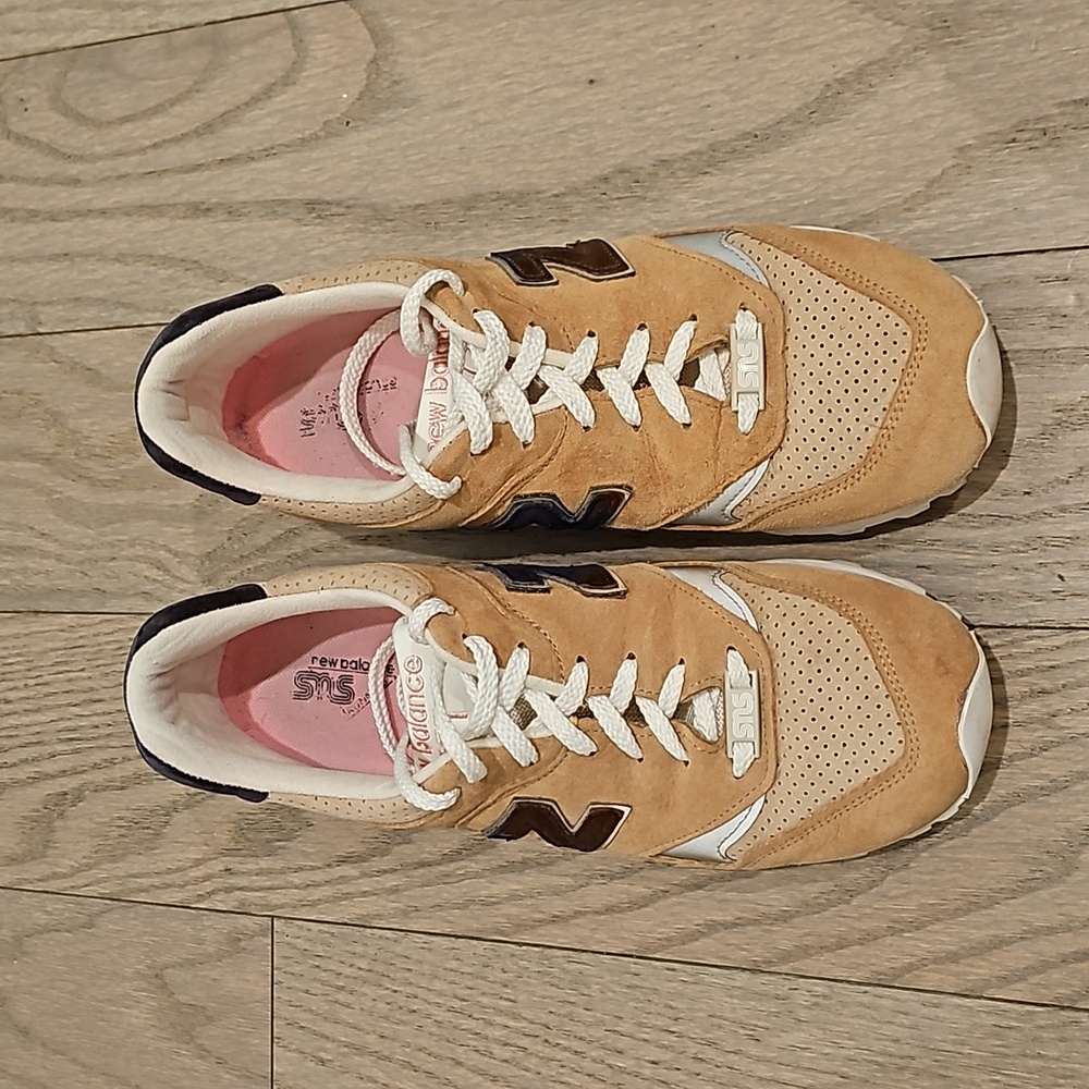 New Balance 577 - Sneakersnstuff Sand